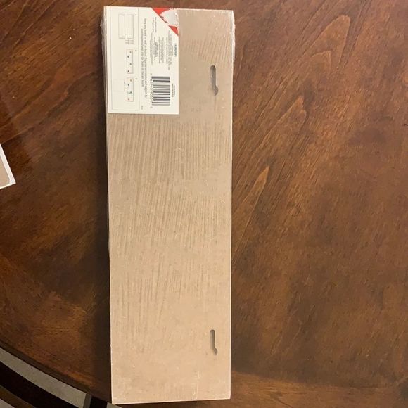 Peg Board with hooks - Picture 4 of 5